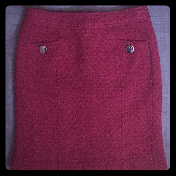 Banana Republic Dresses & Skirts - ✨Last chance✨Banana Republic Burgundy Skirt